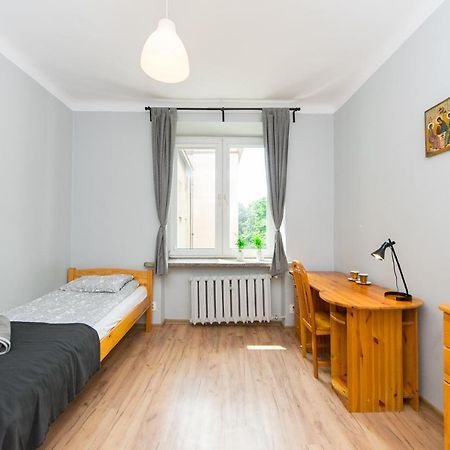 3-Bedroom Flat In City Center P4You Pl Краків Екстер'єр фото